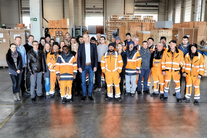 Gruppenbild des Teams der Unilok Logistik GmbH